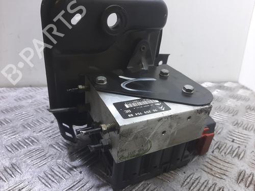 ABS pump CITROËN XANTIA (X1_, X2_) 1.8 i 16V | BP32273643M43