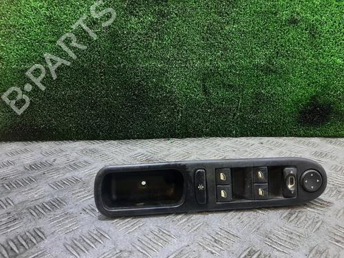 Used Left front window switch PEUGEOT 307 (3A/C) 1.6 16V (109 hp) 28313948