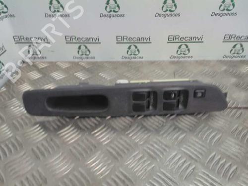 Interrupteur de vitre avant gauche MITSUBISHI SPACE WAGON (N9_W, N8_W) 2.4 GDI (N84W) (150 hp) 4539395