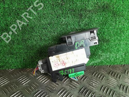 Used Right front window switch VOLVO XC90 I (275) D5 AWD (163 hp) 31331216