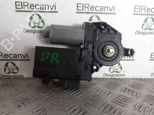 Moteur de lève-vitre avant droit PEUGEOT 307 SW (3H) 2.0 HDI 90 (90 hp) 12994419