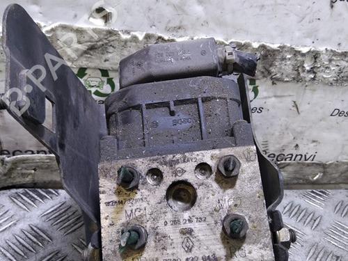 Used ABS pump RENAULT MEGANE I (BA0/1_) [1995-2004]  29242730