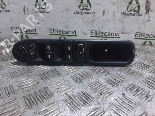 Used Left front window switch PEUGEOT 407 (6D_) 2.0 HDi 135 (6DRHRH, 6DRHRE, 6DRHRG, 6DRHRJ) (136 hp) 13117126