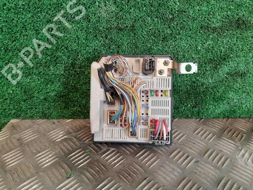 Used Fuse box RENAULT SCÉNIC II (JM0/1_) [2003-2010]  27303294