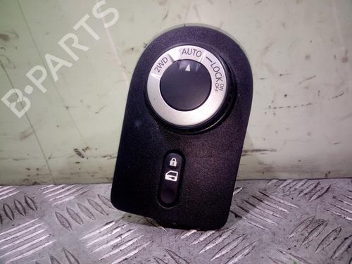 Commutateur NISSAN QASHQAI II (J11, J11_) 1.6 dCi (130 hp) 10215166