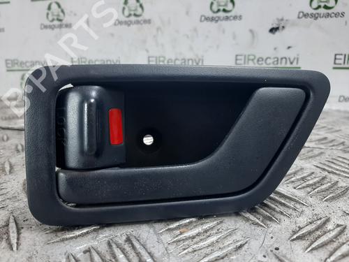 Venstre bak invendig håndtak HYUNDAI GETZ (TB) [2001-2011]  11223993