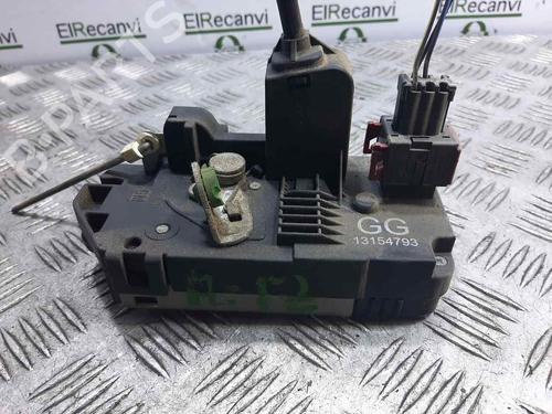 Używane Zamek drzwi tylnych lewych OPEL MERIVA A MPV (X03) 1.7 CDTI (E75) (100 hp) 6982860