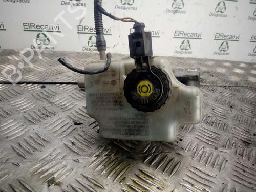 Used Brake master cylinder Brake master cylinder SEAT ALTEA XL (5P5, 5P8) [2006-2015] 4548892 4548892