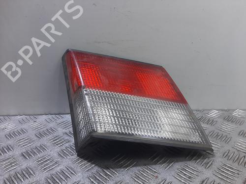 Feu de coffre gauche NISSAN PRIMERA Hatchback (P11) 1.6 16V (99 hp) 32097567