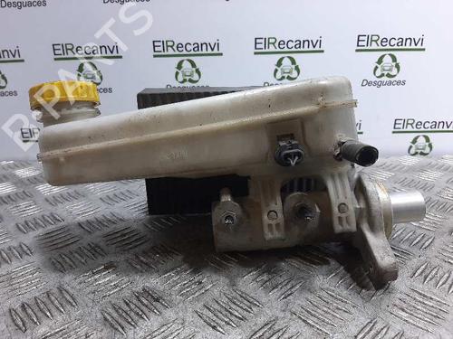 Used Brake master cylinder PEUGEOT BOXER Van (244) 2.2 HDi (101 hp) 5874140