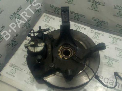 Used Right front steering knuckle RENAULT LAGUNA II (BG0/1_) 1.6 (103 hp) 4530364