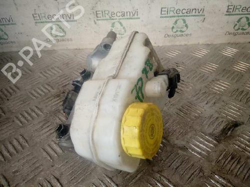 Used Brake master cylinder SEAT IBIZA IV SC (6J1, 6P5) [2008-2018]  4524469