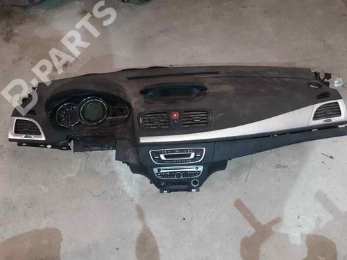 Used Dashboard Dashboard RENAULT MEGANE III Hatchback (BZ0/1_, B3_) 1.6 16V (BZ1B, BZ1H) (110 hp) 8518995 8518995