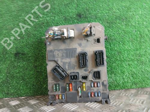 Used Fuse box Fuse box CITROËN C3 I (FC_, FN_) 1.4 i Bivalent (73 hp) 33674065 33674065