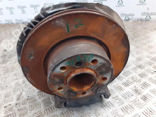 Fusee links voor BMW 1 (E87) 118 i (143 hp) 5620366