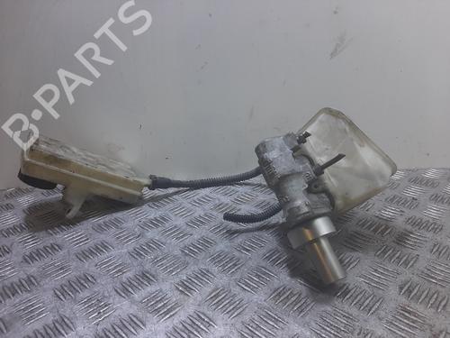 Used Brake master cylinder Brake master cylinder CITROËN C4 Picasso I MPV (UD_) [2006-2015] 34496396 34496396