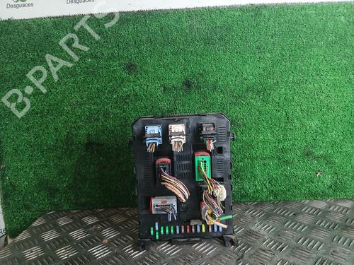 Used Fuse box Fuse box PEUGEOT 307 (3A/C) [2000-2012] 33049496 33049496