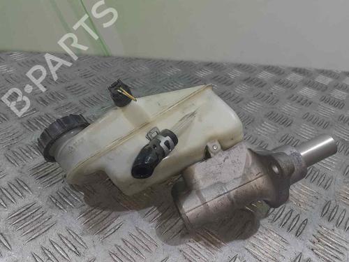 Hauptbremszylinder für TOYOTA YARIS (_P9_) 1.0 VVT-i (KSP90_, KSP90R) (69 hp) 7219869