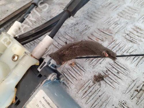 Vindusheismekanisme høyre foran RENAULT MEGANE II (BM0/1_, CM0/1_) 1.5 dCi (BM0F, BM0T, BM2B, CM0F, CM0T) | BP13255783C23