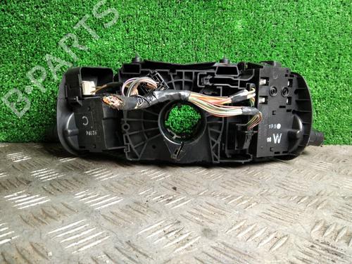 switch-renault-megane-ii-bm01_-cm01_-2001-2002-2003-2004-2005-2006-2007-2008-2009-2010-2011-2012-31920806 main image