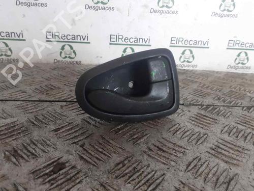 Used Front right interior door handle Front right interior door handle 12230498 12230498
