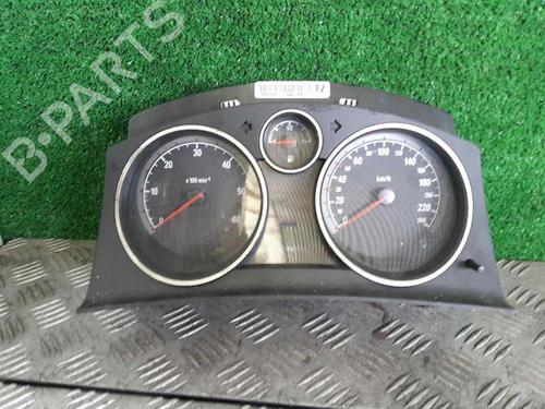Used Instrument cluster OPEL ZAFIRA / ZAFIRA FAMILY B (A05) [2005-2019]  22599420