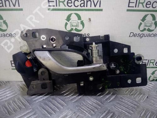 Used Rear right interior door handle HONDA CIVIC VIII Hatchback (FN, FK) 2.2 CTDi (FK3) (140 hp) 4537714