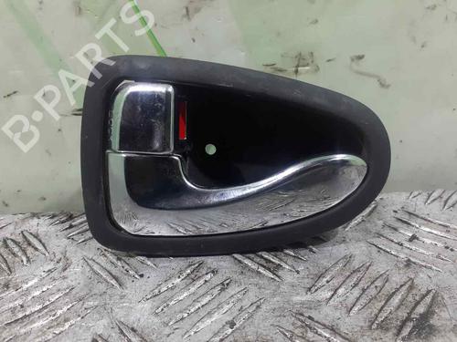 Venstre bagtil invendig håndtag HYUNDAI ACCENT II (LC) 1.5 CRDi (82 hp) 11221825