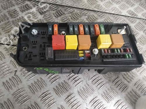 Used Fuse box OPEL VECTRA C (Z02) [2002-2009]  18257584