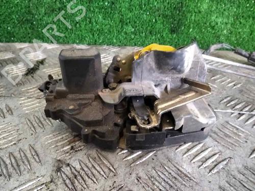 Used Rear left lock KIA CARENS II MPV (FJ) [2002-2013]  22619609