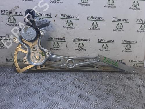 Alzavetro anteriore destra TOYOTA YARIS (_P13_) [2010-2020]  17775177