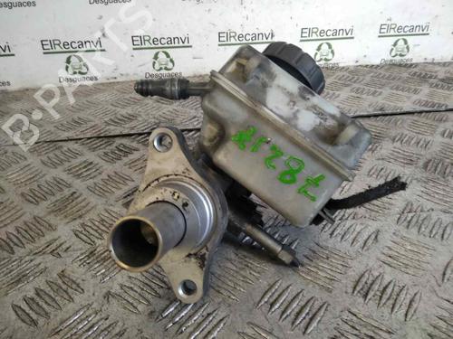 Used Brake master cylinder OPEL ZAFIRA / ZAFIRA FAMILY B (A05) [2005-2019]  18682498