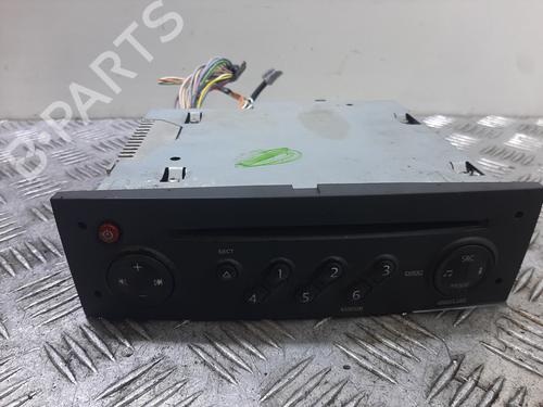 Used Radio RENAULT CLIO III (BR0/1, CR0/1) 1.2 16V (BR0P, CR0P) (101 hp) 31931098