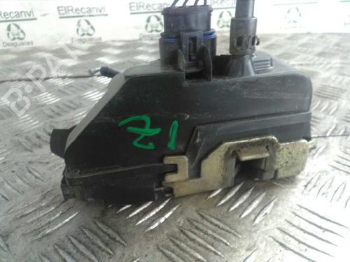 Serratura anteriore sinistra RENAULT MEGANE II (BM0/1_, CM0/1_) 1.6 16V (BM0C, CM0C) (113 hp) 4529639