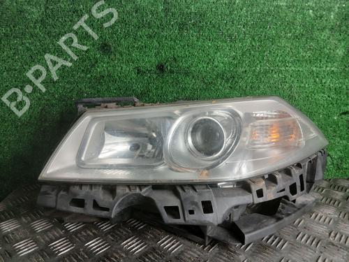 left-headlight-renault-megane-ii-bm01_-cm01_-2001-2002-2003-2004-2005-2006-2007-2008-2009-2010-2011-2012-32219892 main image