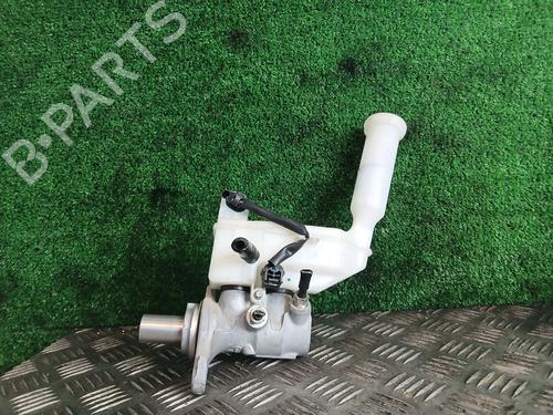 brake-master-cylinder-nissan-pulsar-hatchback-c13-2014-33202006 main image