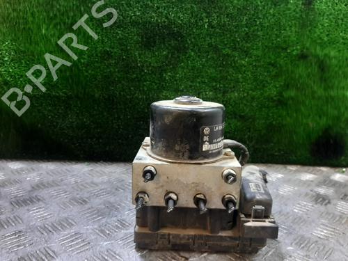 Used ABS pump VW GOLF IV (1J1) [1997-2008]  28523634