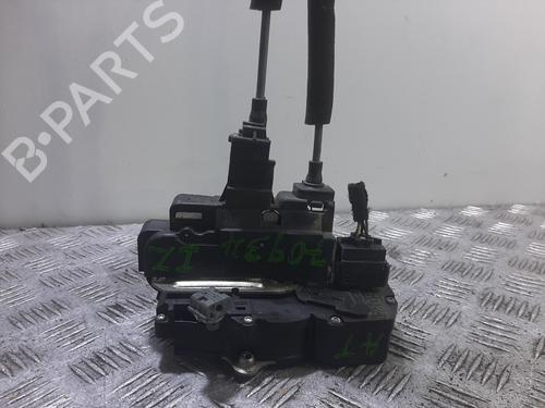 Venstre bagtil lås CHEVROLET CAPTIVA (C100, C140) 2.2 D (163 hp) 29920954