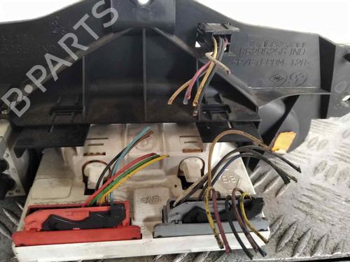 Display monitor RENAULT MEGANE I Classic (LA0/1_) 1.9 dTi (LA08, LA0N, LA0K) | BP15184796C48