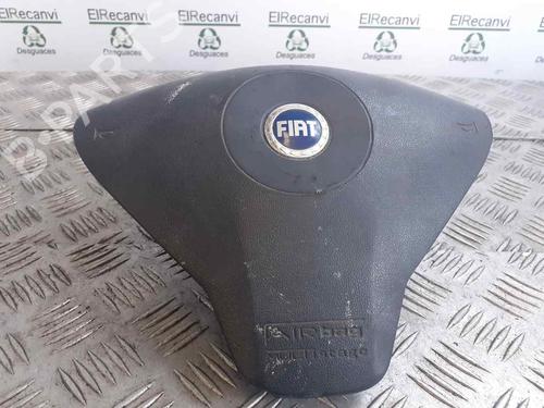 Used Driver airbag FIAT STILO (192_) 1.9 JTD (192_XE1A) (115 hp) 7029347
