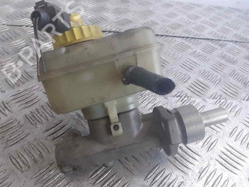 Used Brake master cylinder VW GOLF IV (1J1) 1.4 16V (75 hp) 7031736