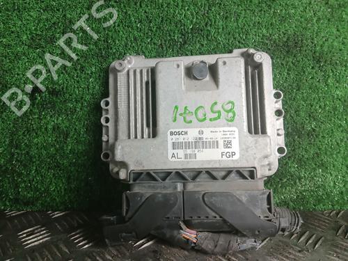 Motorstyringsenhed OPEL ASTRA H GTC (A04) [2005-2010]  32177362