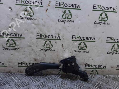 Used Steering column stalk SEAT ALTEA XL (5P5, 5P8) [2006-2015]  17860564