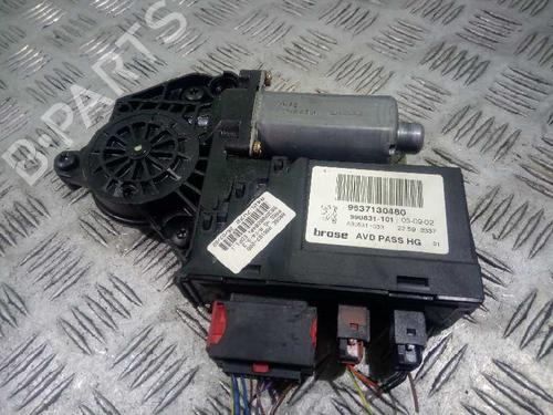 Used Right front window motor PEUGEOT 307 Break (3E) 2.0 HDI 110 (107 hp) 5679637