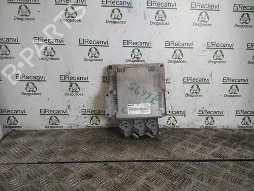 Used Engine control unit (ECU) OPEL VIVARO A Bus (X83) [2001-2015]  17806318