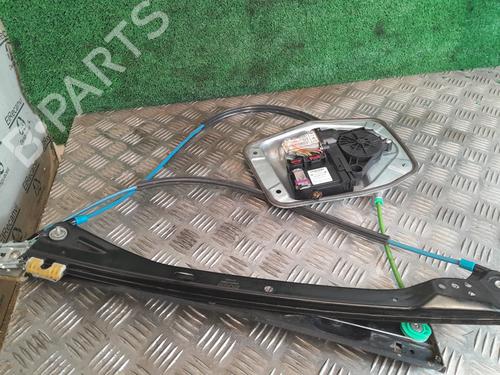 Used Front left window mechanism VW GOLF V (1K1) [2003-2010]  27639625