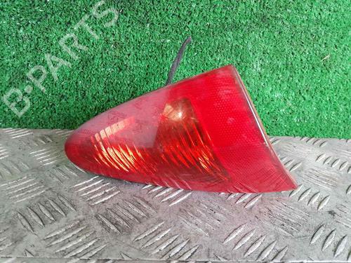 Used Left tailgate light ALFA ROMEO 147 (937_) 1.6 16V T.SPARK (937.AXA1A, 937.AXB1A, 937.BXB1A) (120 hp) 22201335
