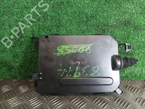 Fuse box AUDI A4 B7 Avant (8ED) | BP31885450E1