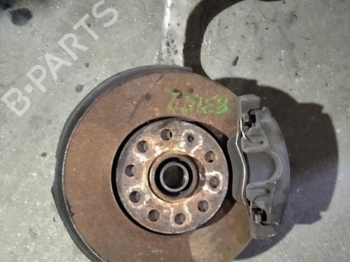 Used Left front steering knuckle AUDI A4 B6 (8E2) 2.0 (130 hp) 30307817