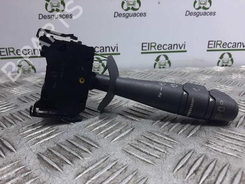 Used Steering column stalk RENAULT LAGUNA II (BG0/1_) [2001-2007]  5941537